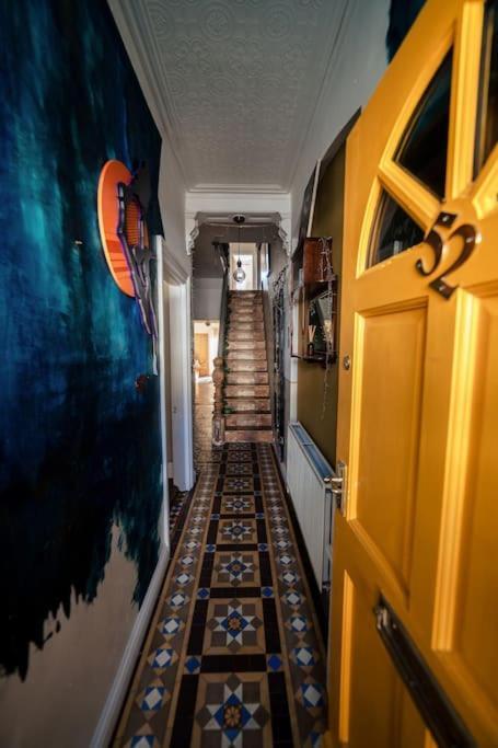 Glenroy Arts Gallery Meets Living Space Cardiff Eksteriør bilde