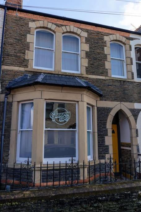 Glenroy Arts Gallery Meets Living Space Cardiff Eksteriør bilde